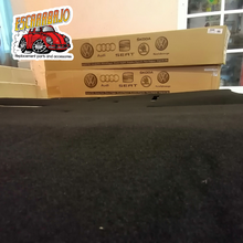 Cargar imagen en el visor de la galería, Alfombra original Vocho