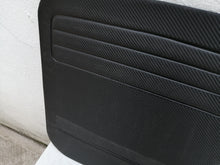 Cargar imagen en el visor de la galería, Juego de cuatro tapas de puerta acabado carbono para VW Vocho - vista 3