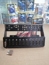Cargar imagen en el visor de la galería, Caja de fusibles con LED y fusibles tipo pala para VW Sedán Vocho