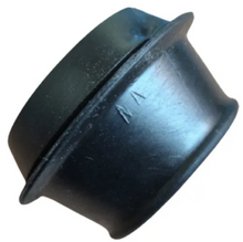 Cargar imagen en el visor de la galería, Hule / Goma para el Gollete de Gasolina – VW Sedán (Vocho) 1974‑2003 - Escarabajo Refacciones &amp; Accesorios
