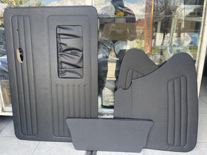 Tapas de Puertas y Taloneras VW Sedán Vocho 1973-2003 Color Negro con Bolsa Premium en Vinil Original Hechas en México