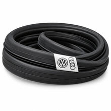 Cargar imagen en el visor de la galería, Hule de medallón para Volkswagen Sedán Vocho, presentación enrollada
